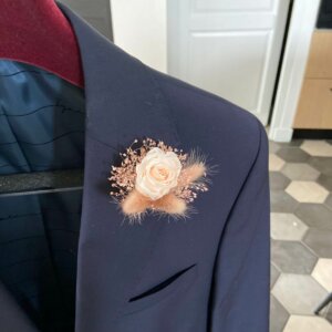 Fleurs stabilisées : Boutonnière